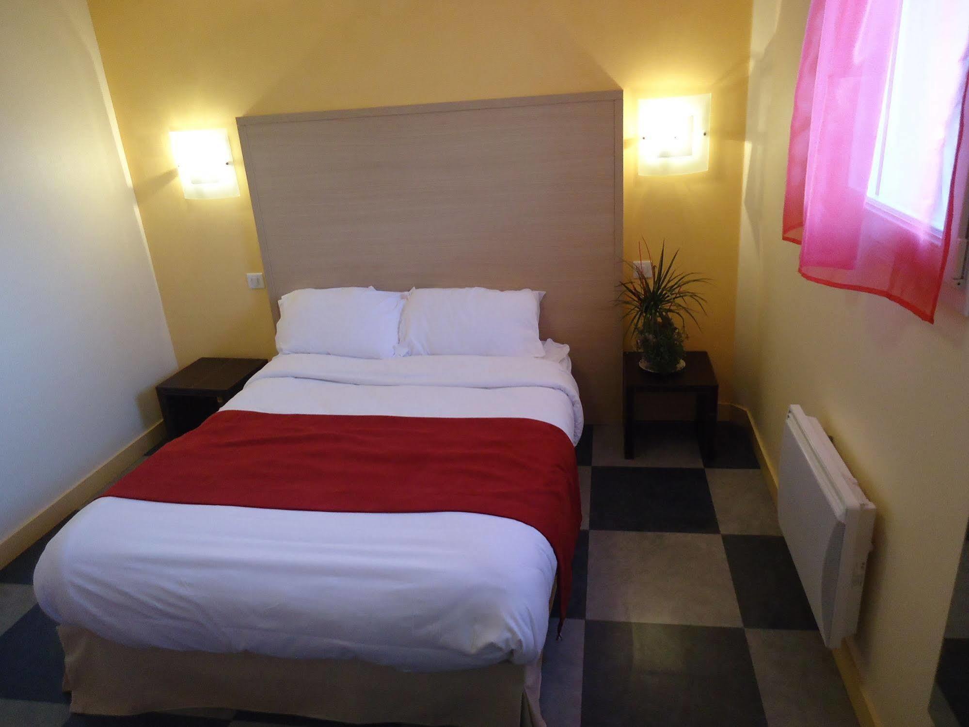 Hotel Estuaire سانت-بريفين-لي-بان المظهر الخارجي الصورة